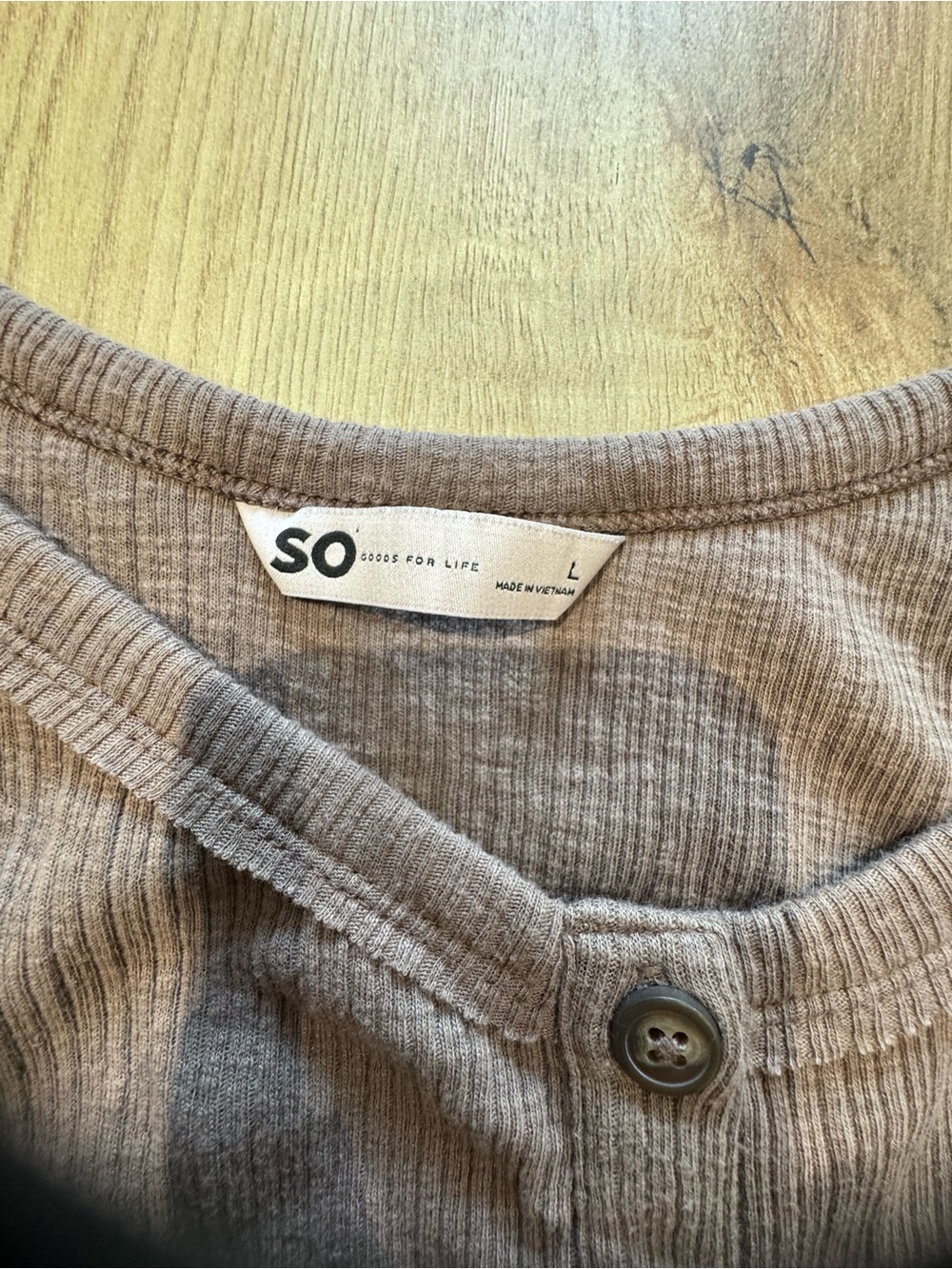 SO Ribbed Brown Button-Front Tank Top - Picture 4 of 6